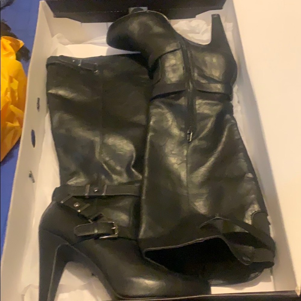 Black boots